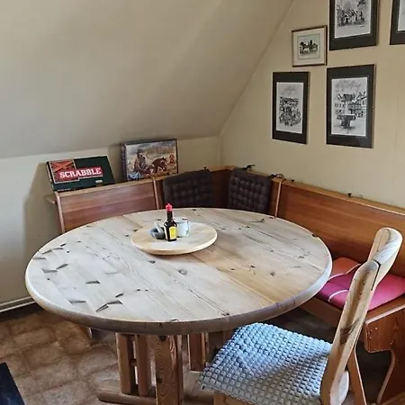 Apartment Am Pfaffenberg Weilmunster