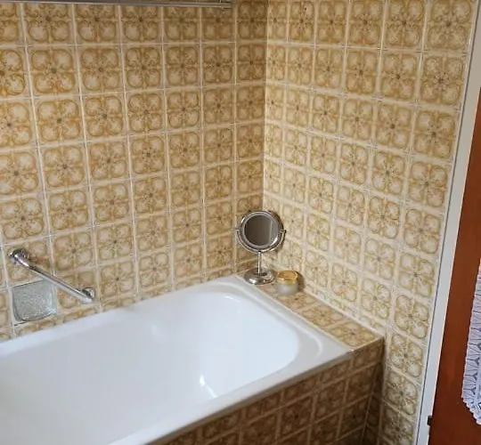 Am Pfaffenberg Appartement Weilmunster