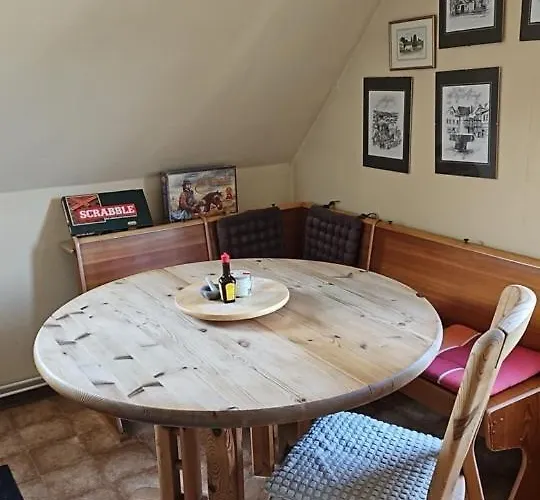 Appartement Am Pfaffenberg Weilmunster